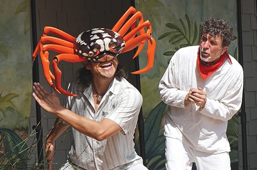 Performers entertain kids