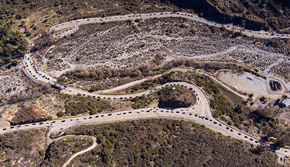 Rush up Mt. Baldy creates gridlock