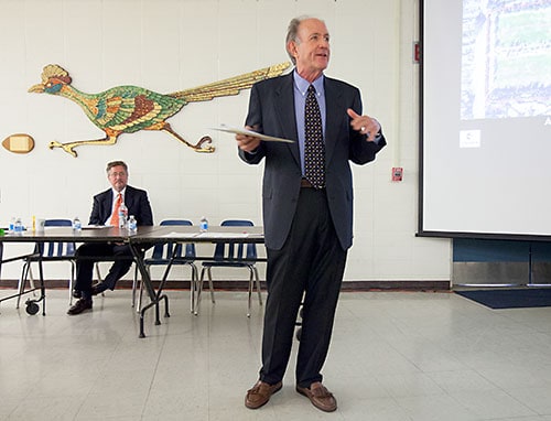 Forum yields information, questions on La Puerta site